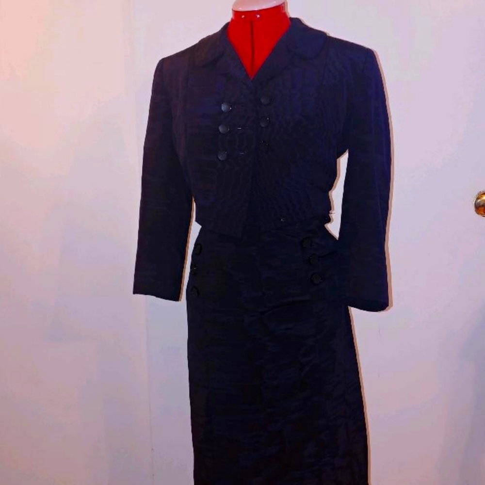 Womens Vintage Navy Silk Suit.